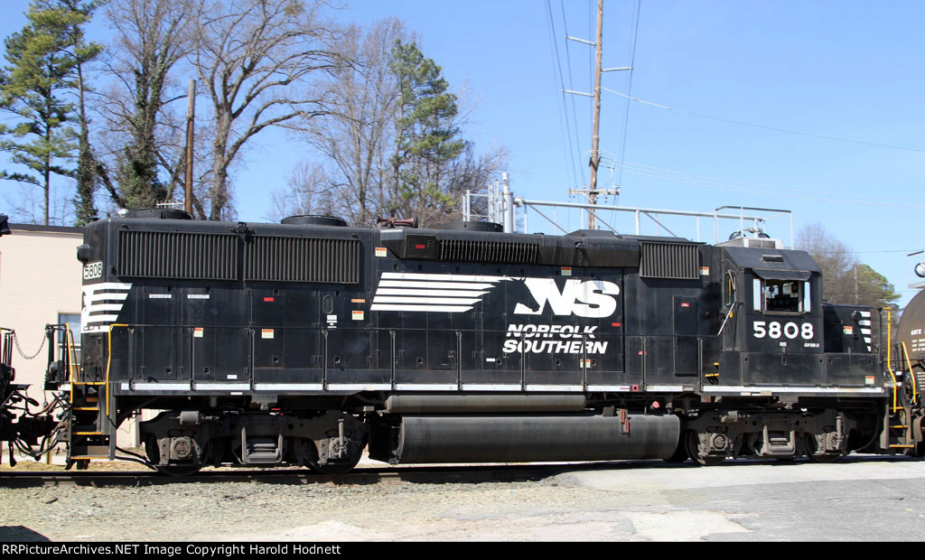 NS 5808